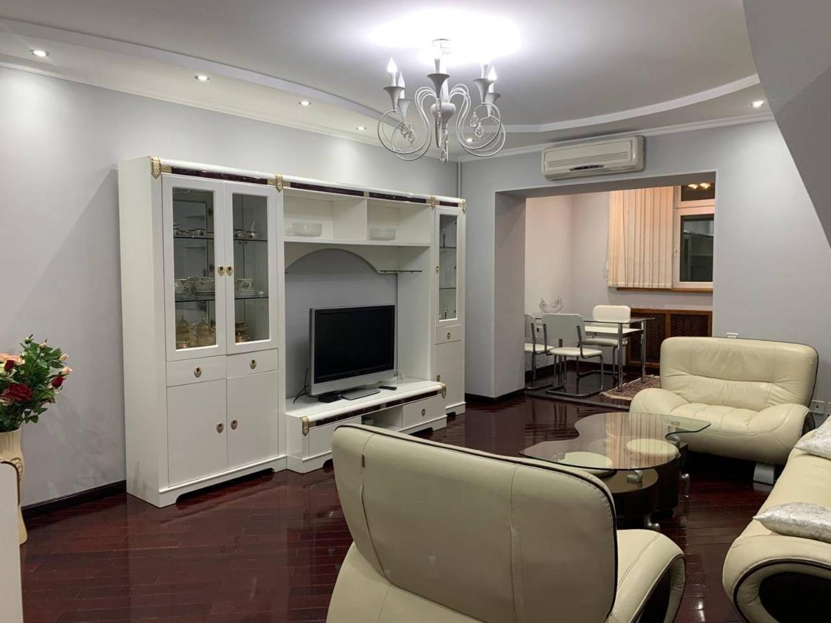 Beautiful Apartments In The Heart Of The City Tashkent Exterior photo