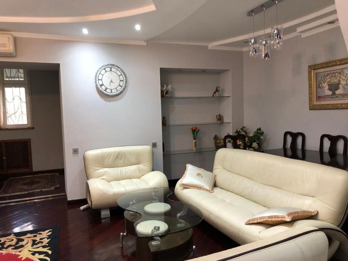 Beautiful Apartments In The Heart Of The City Tashkent Exterior photo