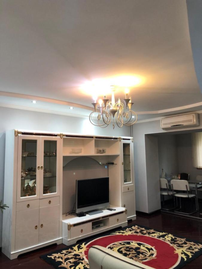 Beautiful Apartments In The Heart Of The City Tashkent Exterior photo